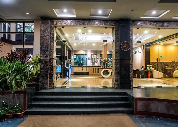 Hotel Pal Heights