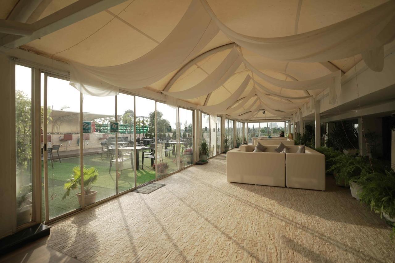 Pal Heights 4*